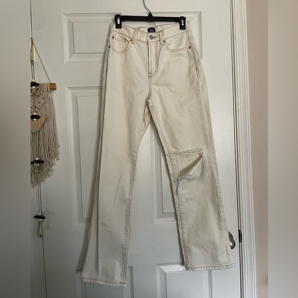 BDG Off-White Loose Straight Leg Jeans with Knee Rip - Women's 26